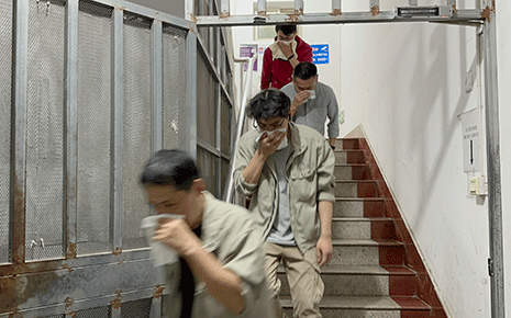 劉潭服裝開(kāi)展宿舍火災(zāi)事故逃生演練