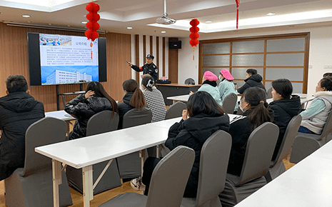 同成長共向前——?jiǎng)⑻斗b開展新員工培訓(xùn)