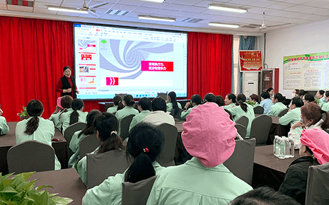 劉潭服裝開展P.A.C.E女性執(zhí)行力專題培訓(xùn)