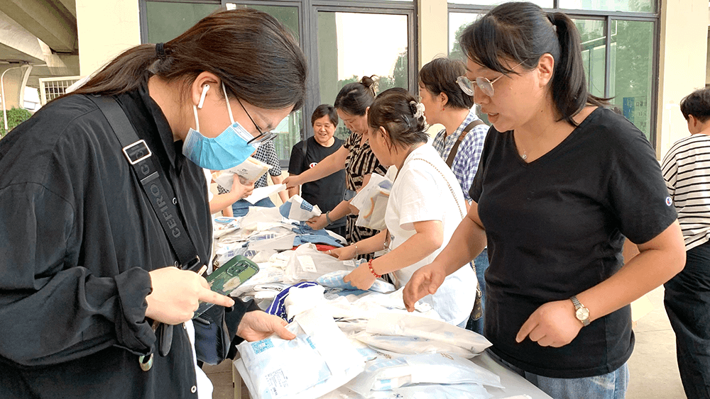 劉潭服裝童裝特賣