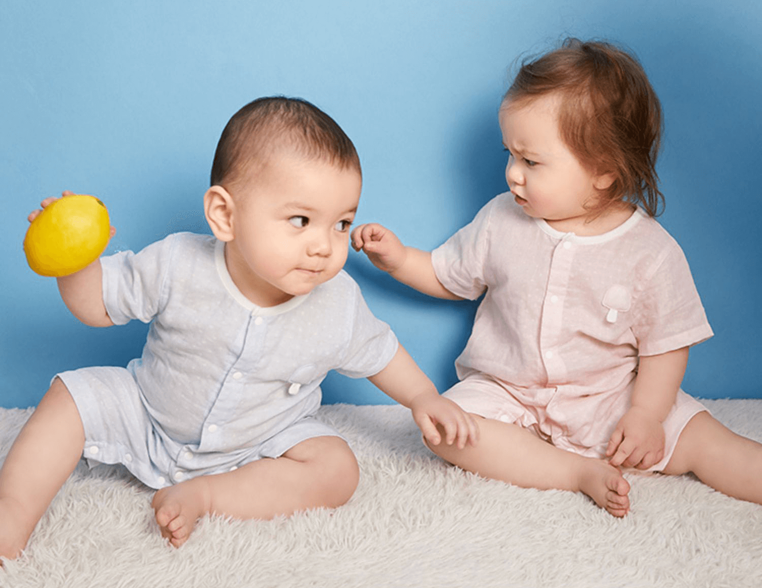 劉潭服裝淺聊雙層紗面料的優(yōu)缺點