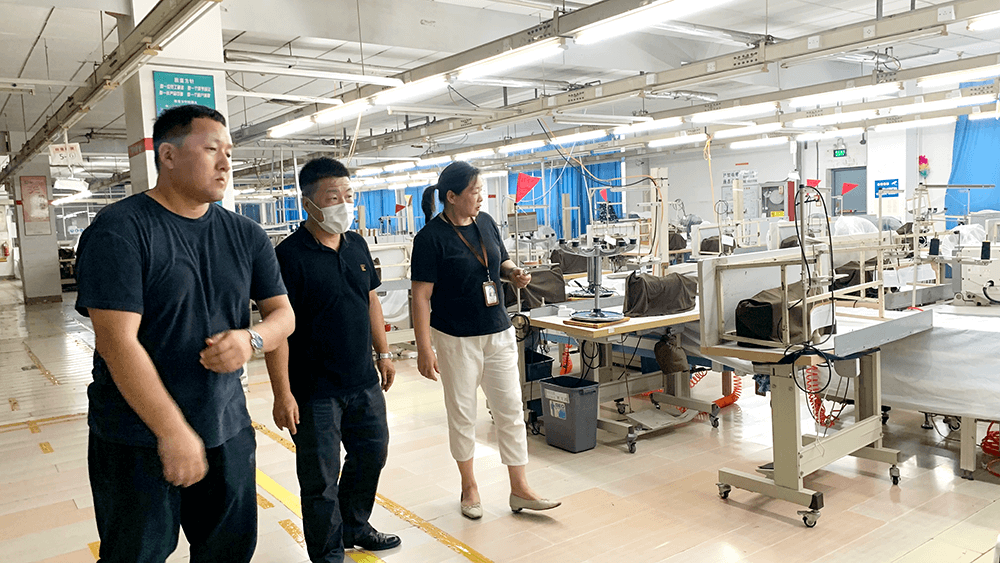 劉潭服裝牢安全生產