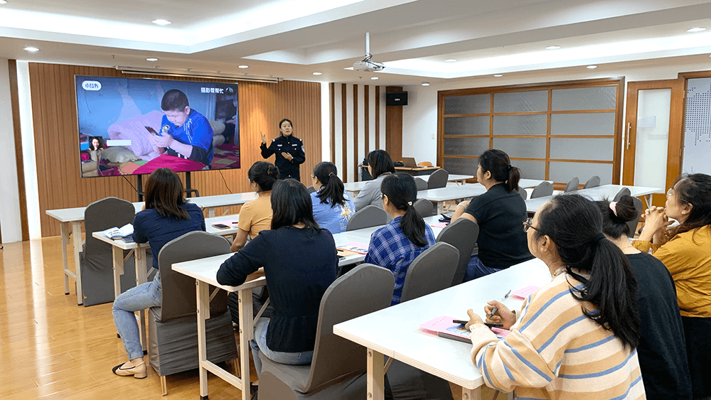 劉潭服裝反詐宣傳