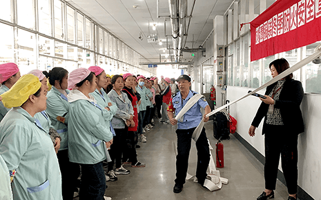 冬季消防警鐘長鳴 劉潭服裝防患未“燃”