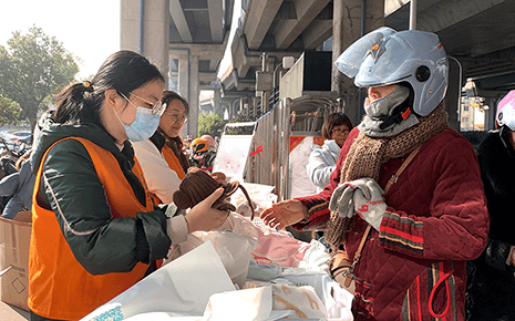 劉潭服裝：“新年送福利”冬季童裝特賣