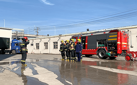 劉潭服裝：消防演練進(jìn)企業(yè)，筑牢企業(yè)“防火墻”