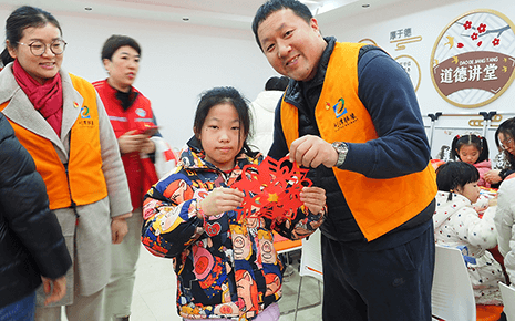 劉潭服裝參加“尋年味 拾年俗”社區(qū)迎新春活動(dòng)