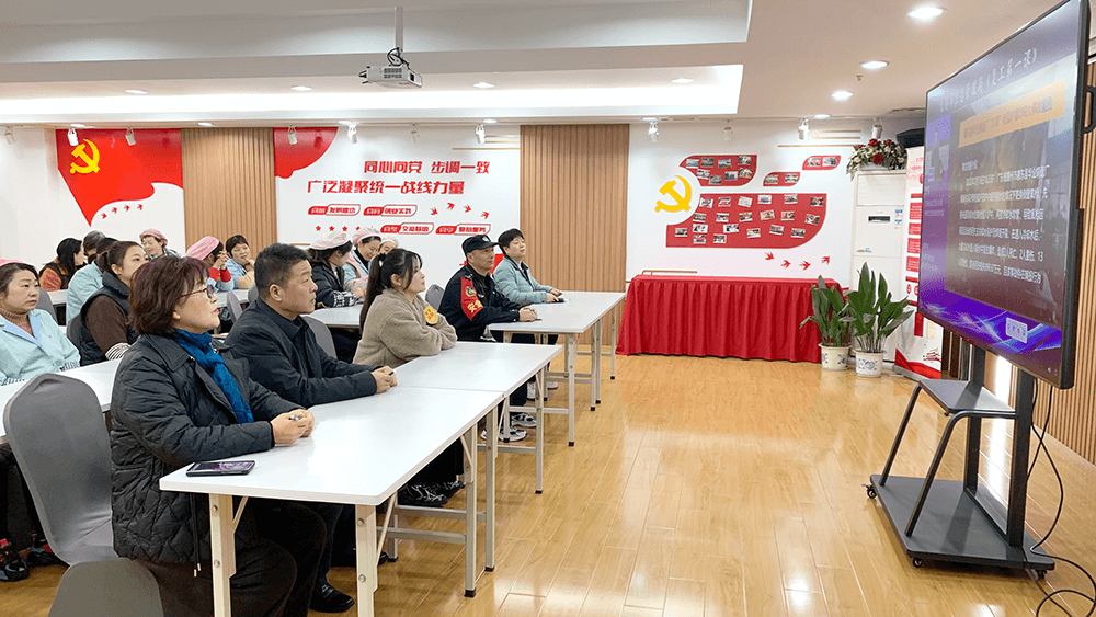 劉潭服裝扎實上好復(fù)工復(fù)產(chǎn)開工課