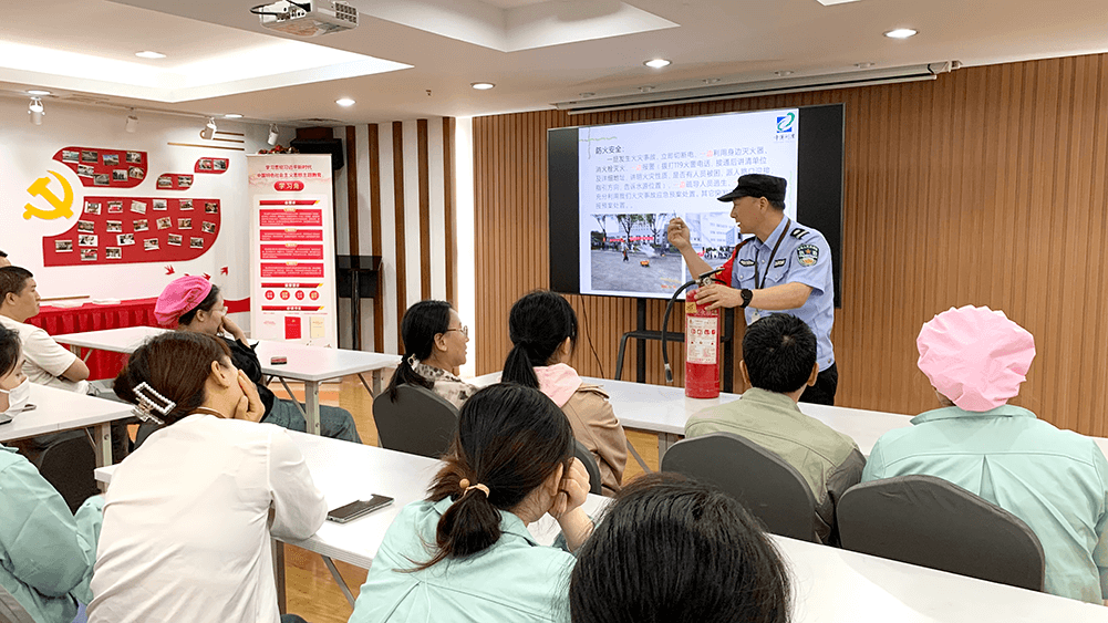 劉潭服裝開展新員工崗前安全生產(chǎn)教育培訓(xùn)