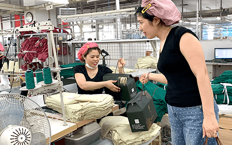 劉潭服裝：為員工送上暖心端午禮