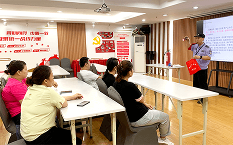 劉潭服裝組織開展新員工入職安全教育培訓(xùn)