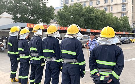 防患未“燃”，劉潭服裝微型消防站消防員練起來