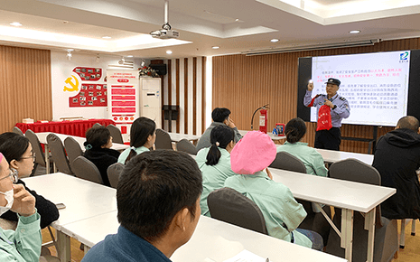 劉潭服裝新員工入職：開啟培訓(xùn)計劃