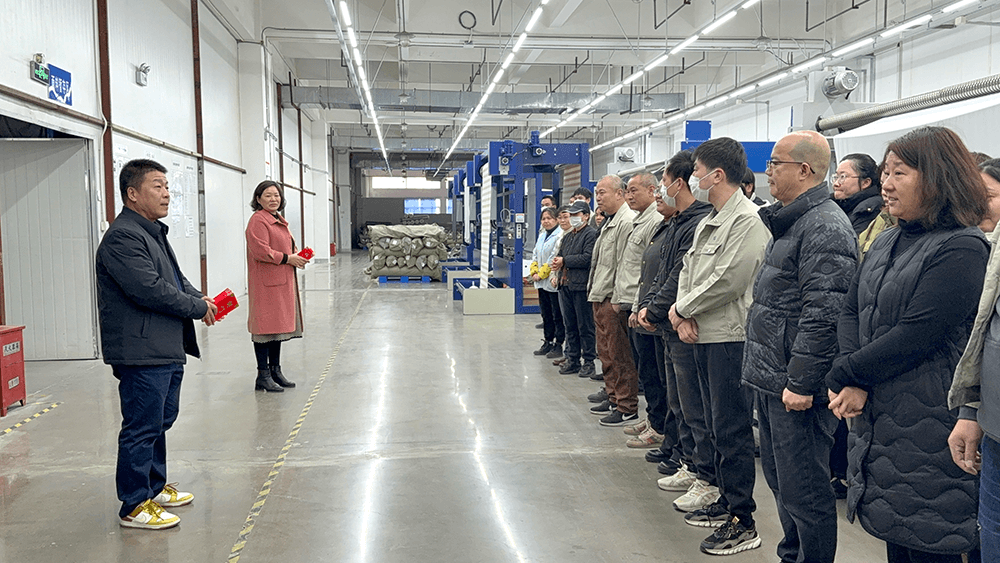 劉潭服裝：開工大吉，喜迎節(jié)后復(fù)工潮！