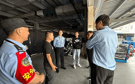 區(qū)應急管理局到劉潭服裝開展安全生產檢查