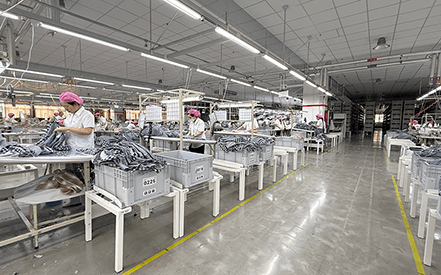 劉潭服裝：高溫“烤”驗下的安全生產(chǎn)堅守