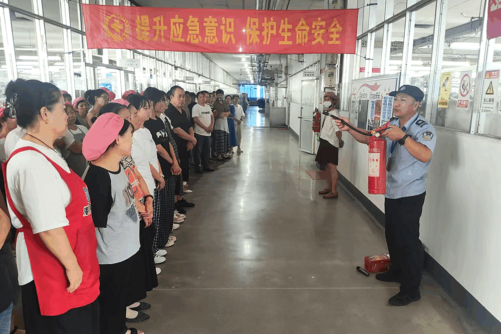 劉潭服裝：高溫天強化特殊工種安全實訓