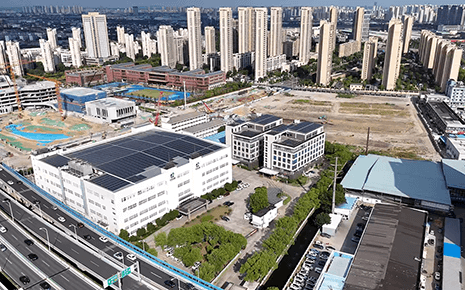 金秋桂香盈滿園，以創(chuàng)新織就劉潭服裝發(fā)展新圖景