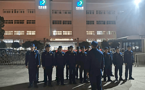 劉潭服裝：攜手消防中隊(duì)筑牢安全防線