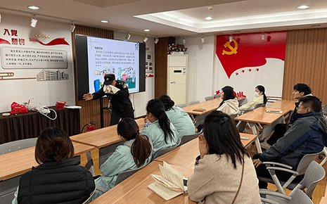 劉潭服裝：新員工入職培訓(xùn)，筑牢安全防線