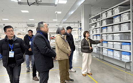 校地企聯(lián)動(dòng)探新路——上海交大教授一行蒞臨劉潭服裝考察交流