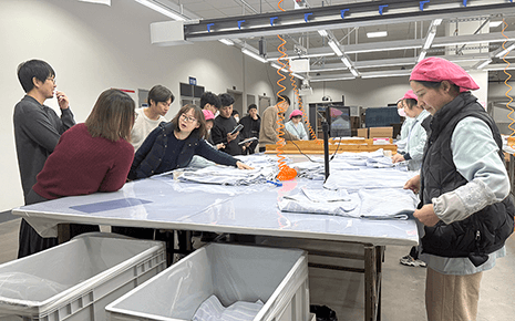 劉潭服裝迎印尼良品客人：共探AI智能生產(chǎn)與管理實(shí)踐