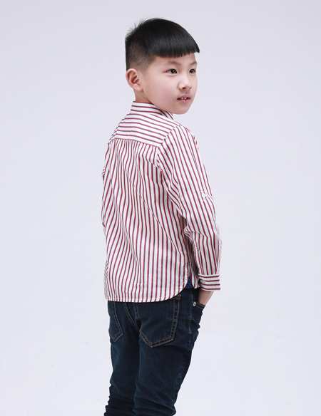 條紋長(zhǎng)袖襯衫