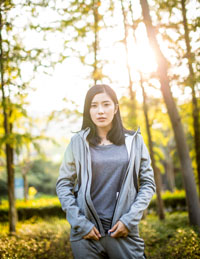 女式休閑運(yùn)動(dòng)套裝