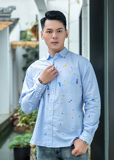 男士藍(lán)色波點(diǎn)襯衫 男士藍(lán)色波點(diǎn)襯衫